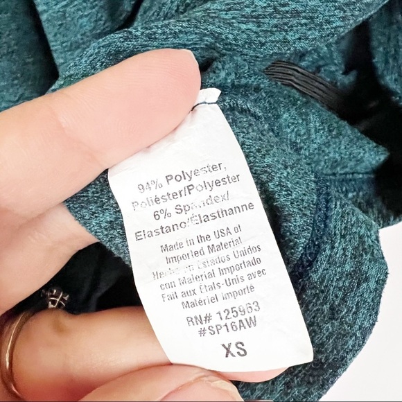 Beyond the Bump by Beyond Yoga Maternity Top - Picture 5 of 6